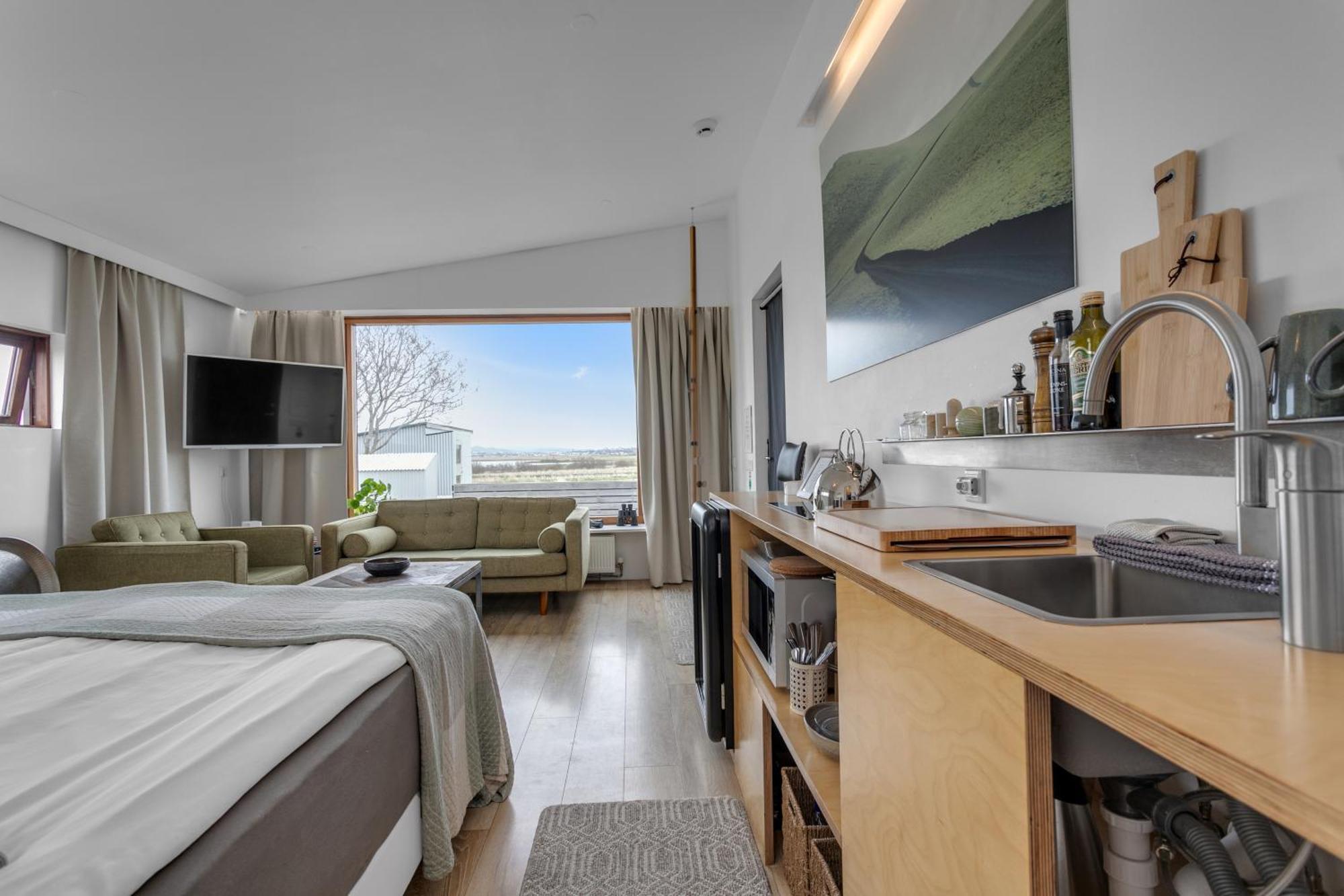 Eyvindarholt Guesthouse Álftanes المظهر الخارجي الصورة