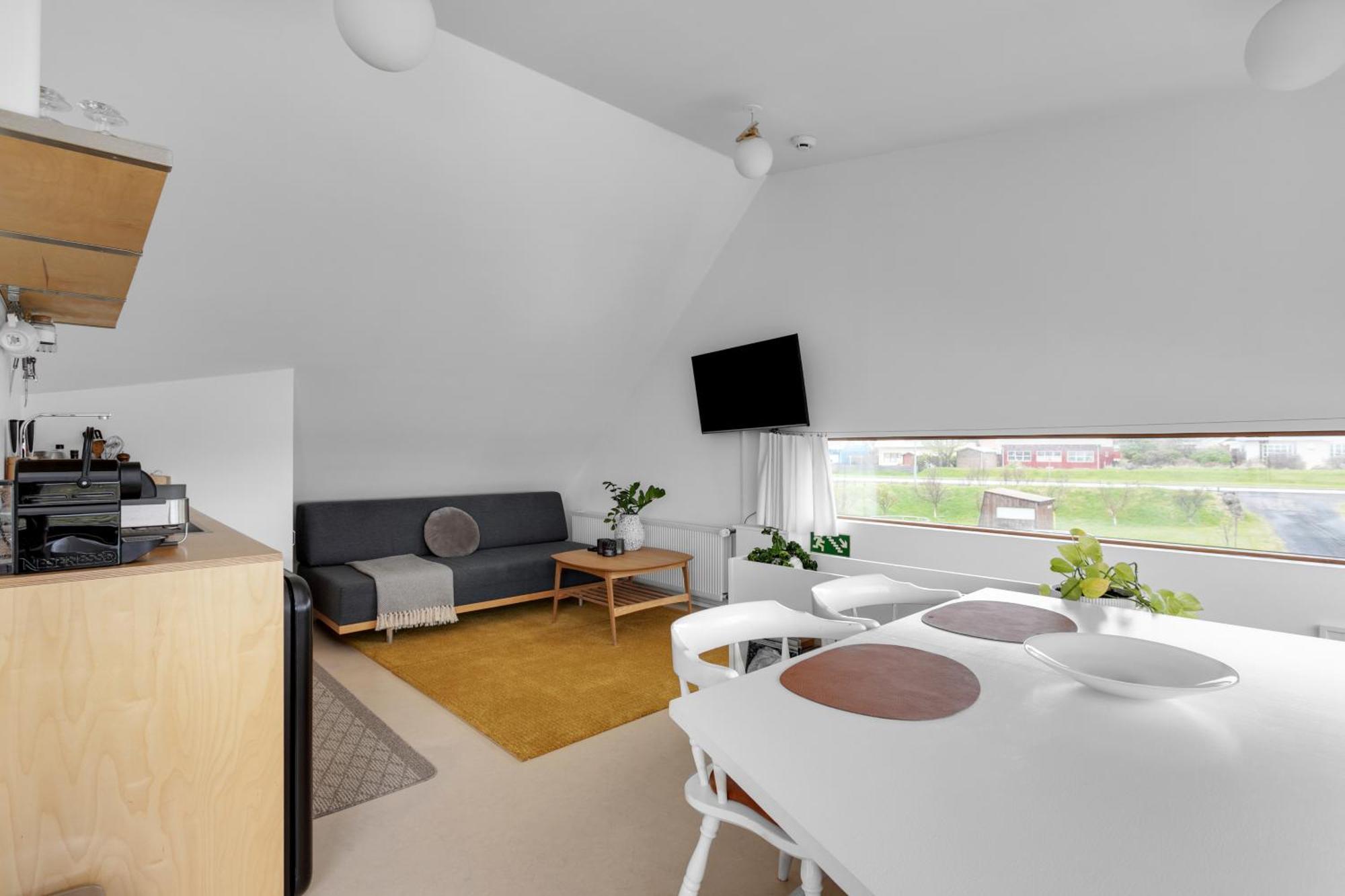 Eyvindarholt Guesthouse Álftanes المظهر الخارجي الصورة